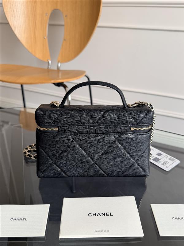 2026127214535915 560